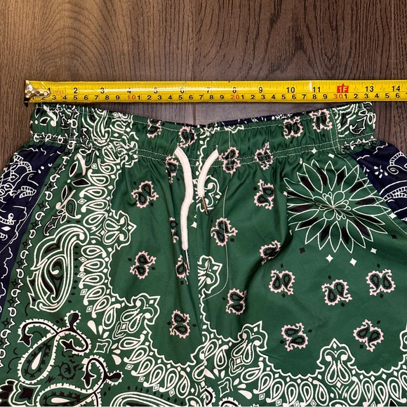 Casual Bandana Multicoloured Paisley Pattern Button Shirt Short Set Size Large - Picture 10 of 11